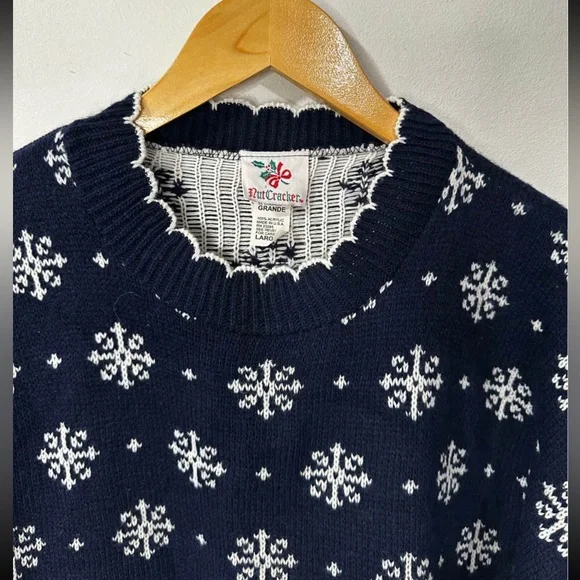 VTG Nutcracker Festive Teddy Bear Sweater Blue White Funky Hippie Boho Size L - Picture 5 of 6